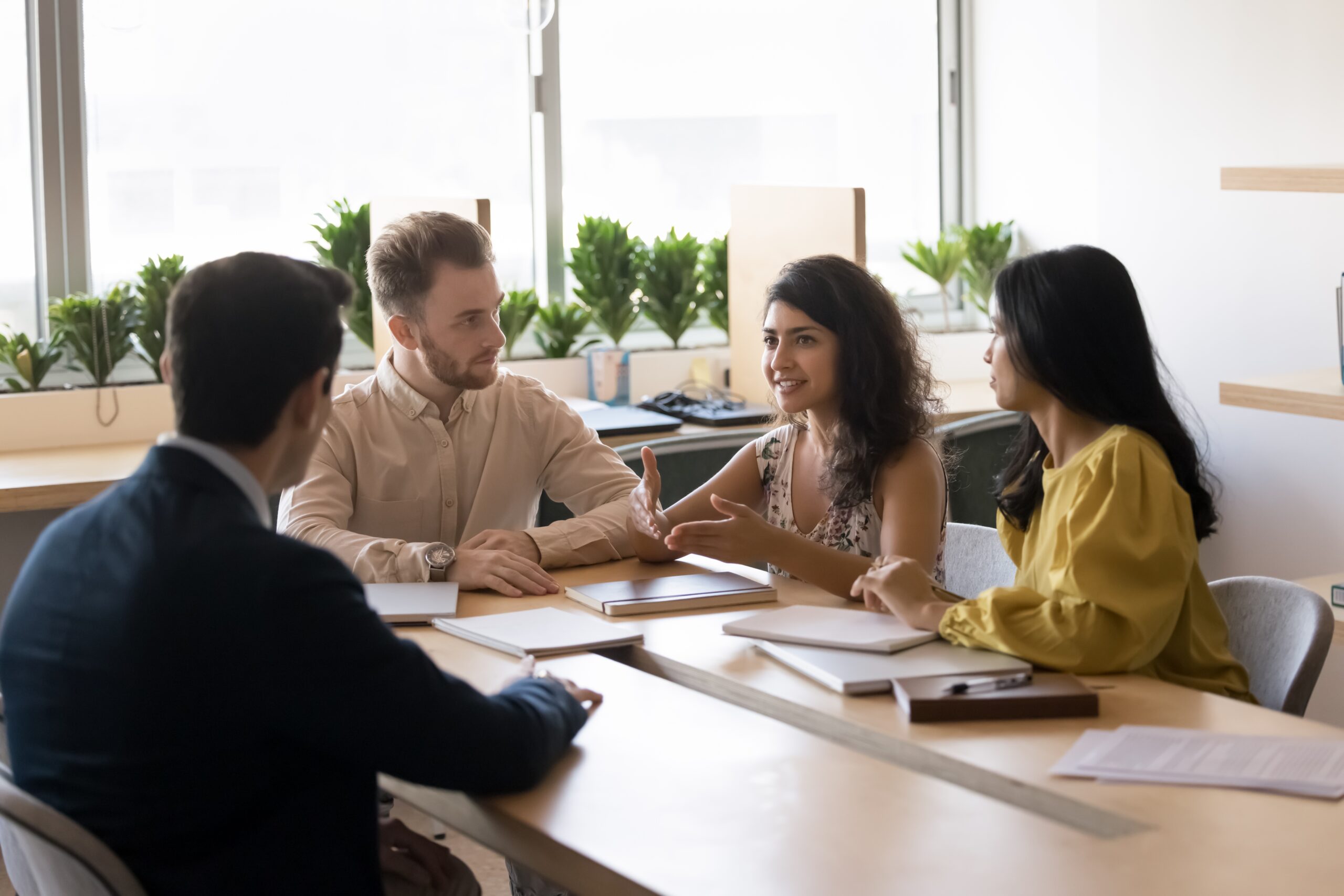 Knowledge,Sharing.,Confident,Young,Girl,Student,Scientist,Talk,To,Diverse