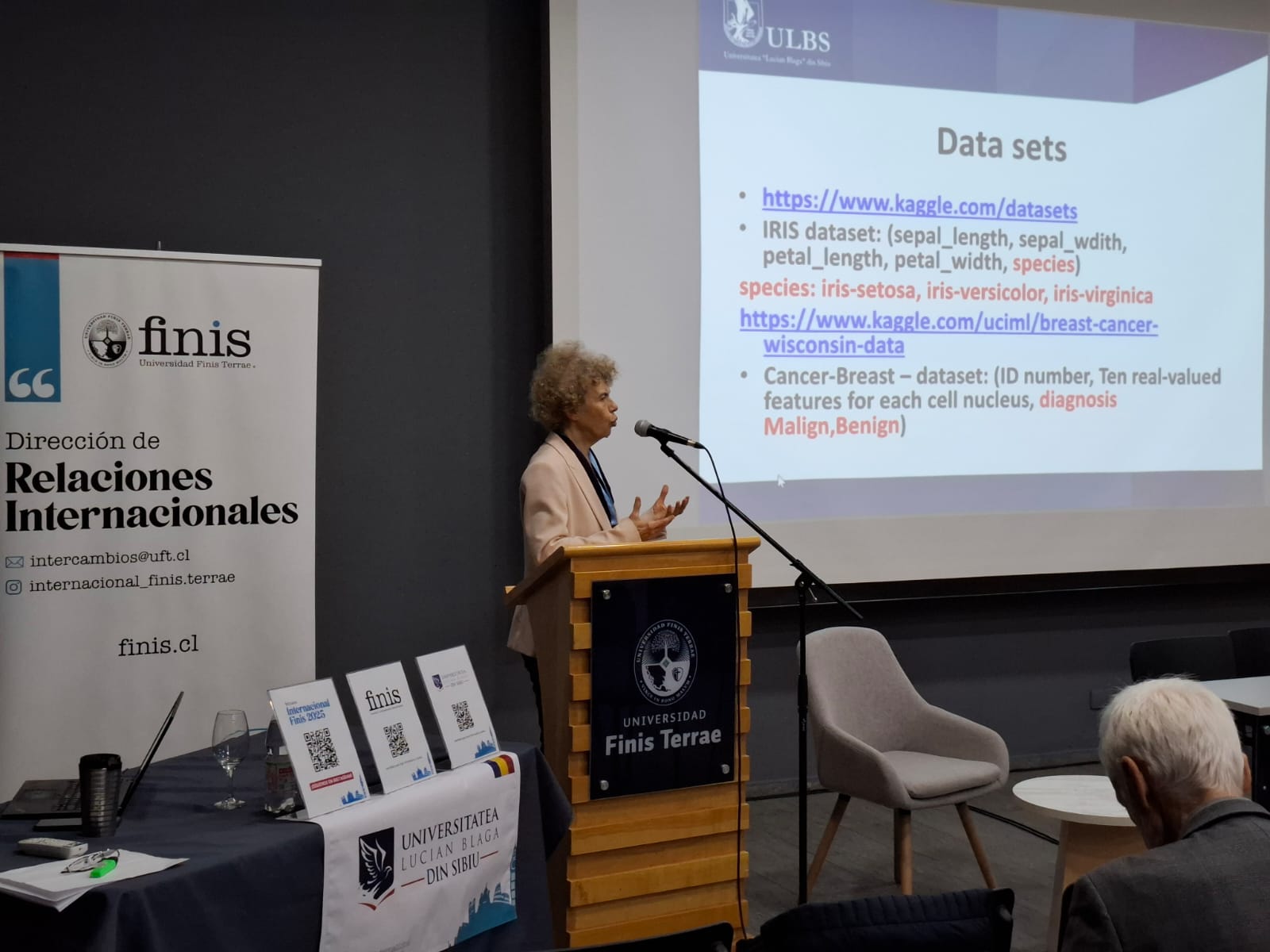 Dra Simian en la Finis 01