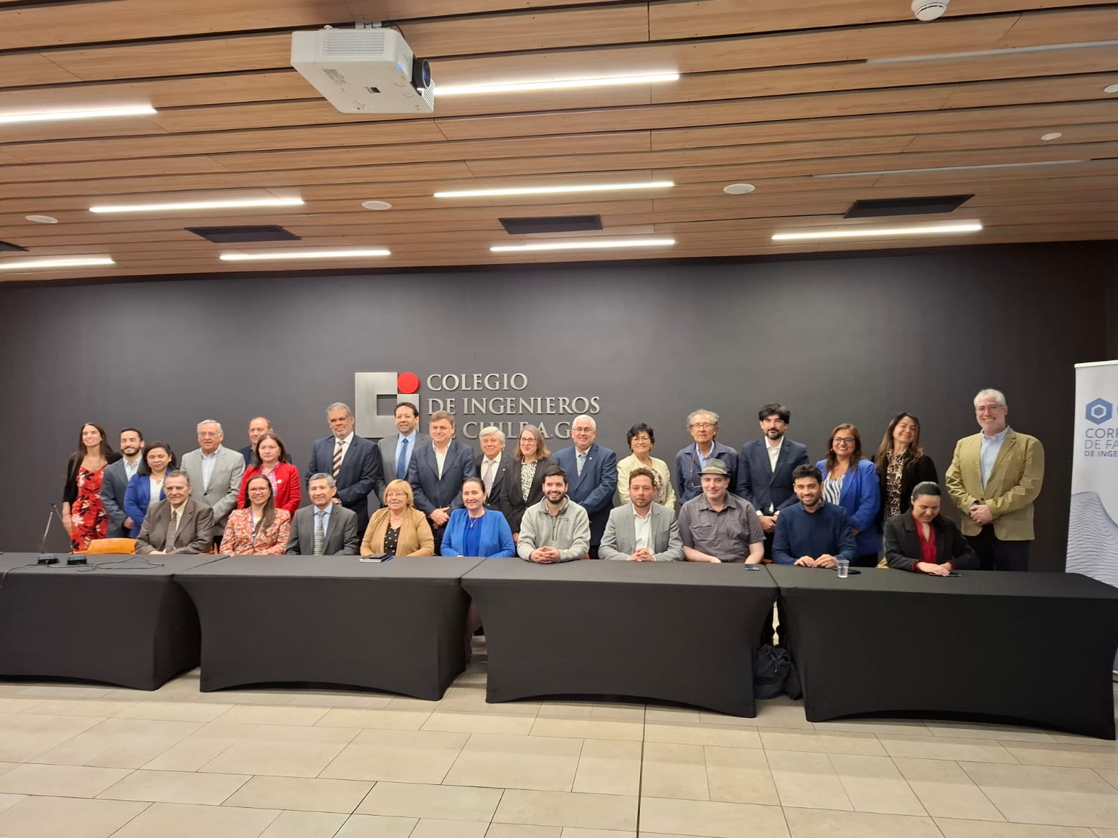 Firma de Convenia entre CONDEFI y el Colegio de Ingenieros de Chile