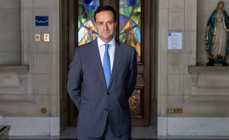 Rector Vargas entrevista principal