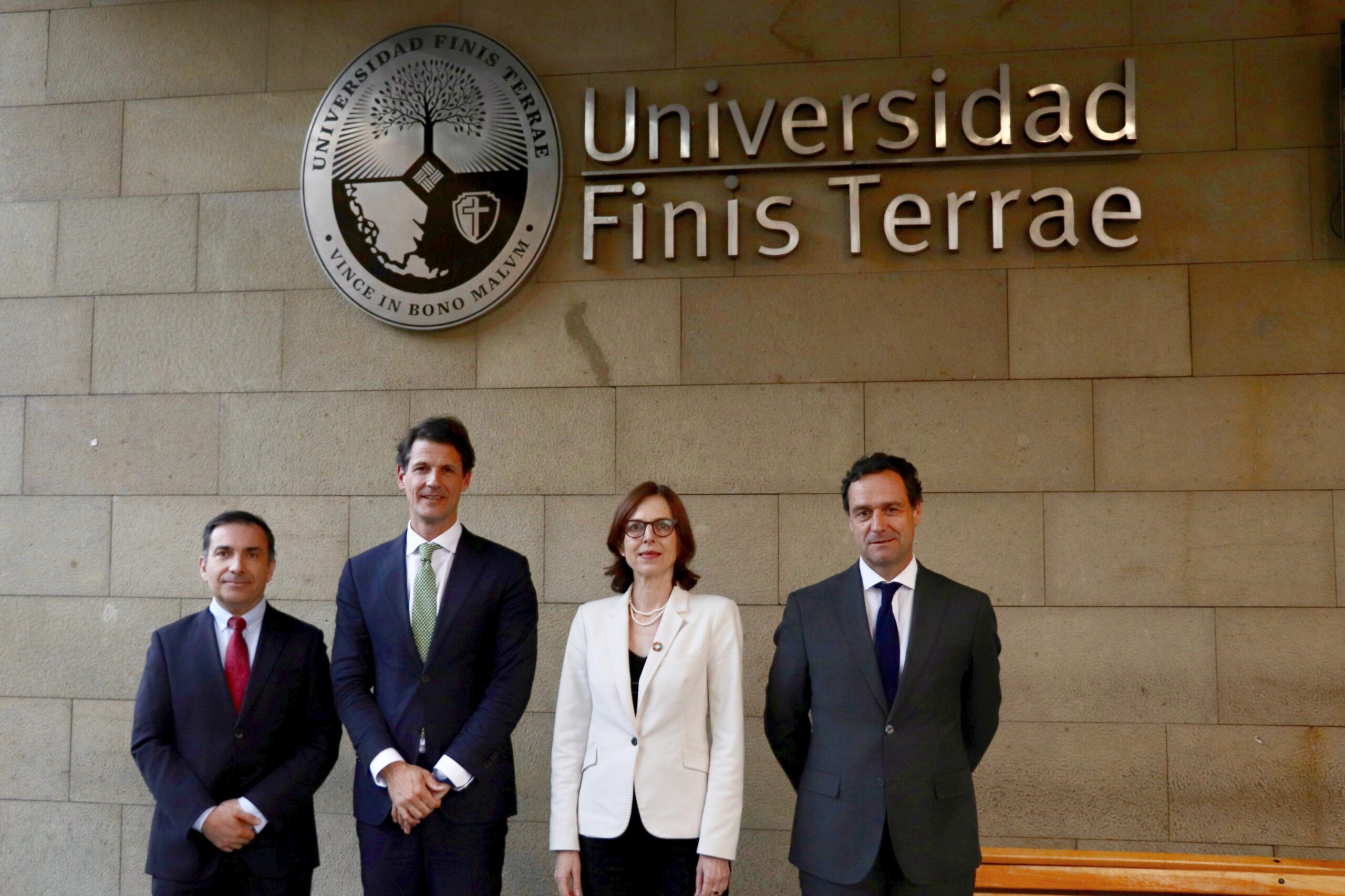 UE-Finis Terrae (buena luz)