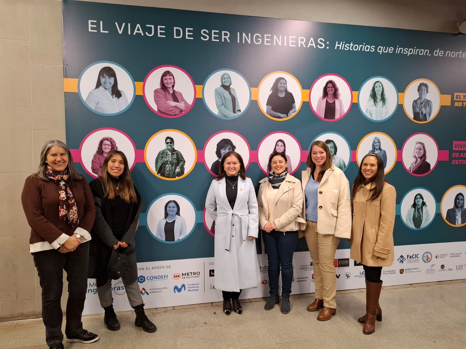 Decana Utalca y decana Urrutia junto a academicas Finis