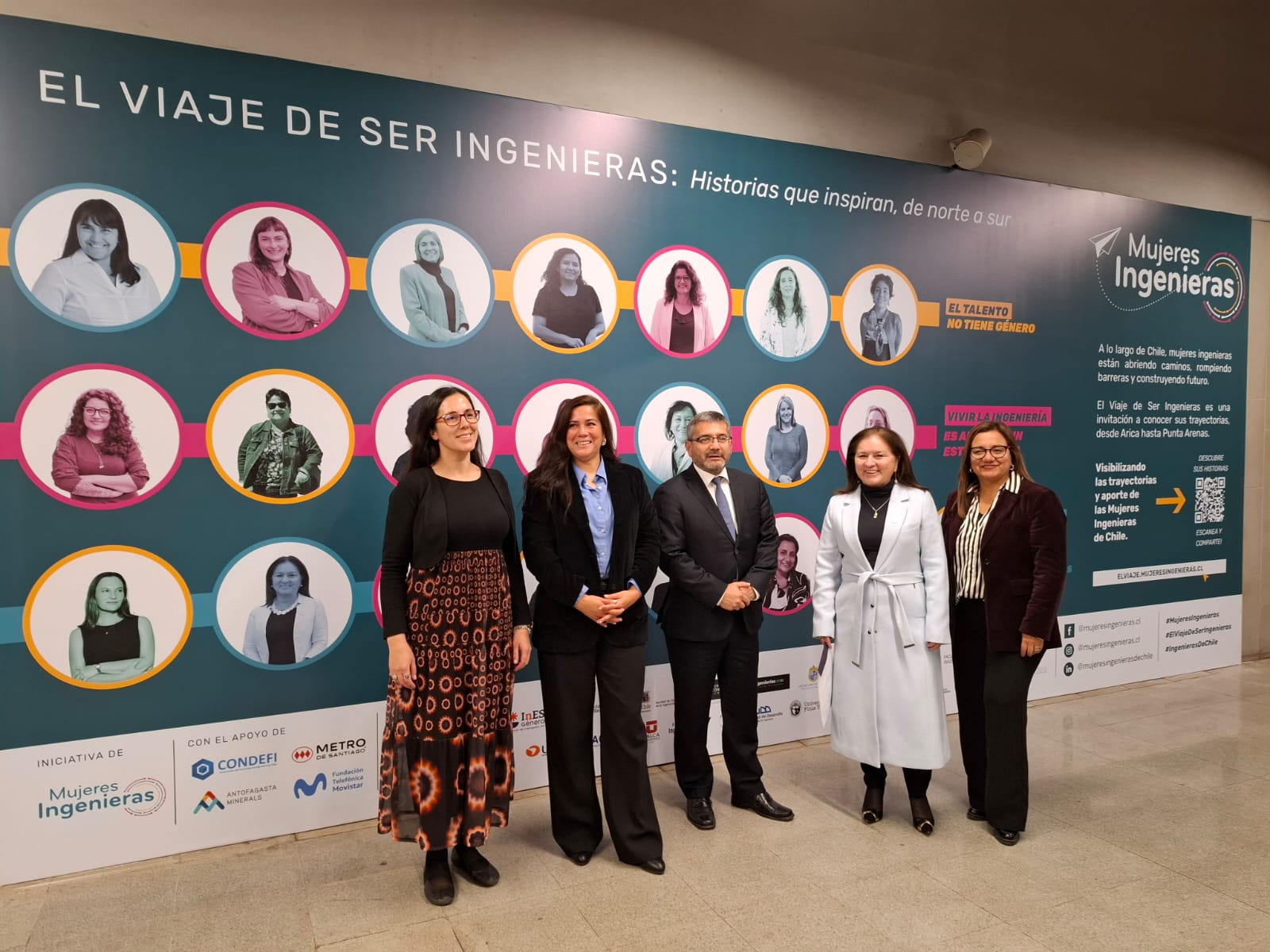 Ximena Schulz (metro) Consuleo Fertilio (Mujeres Ing) decano Negroni (UST) decana Urrutia (Finis) y directora Kanzua (UST)