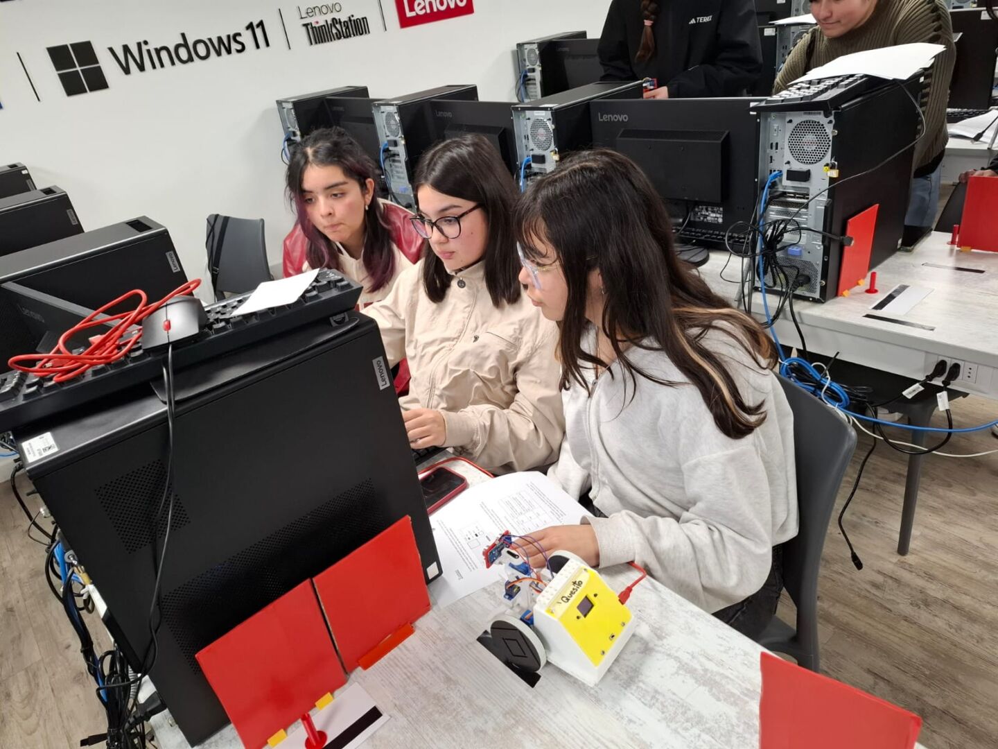 Niñas Pro en Fac ingenieria 02