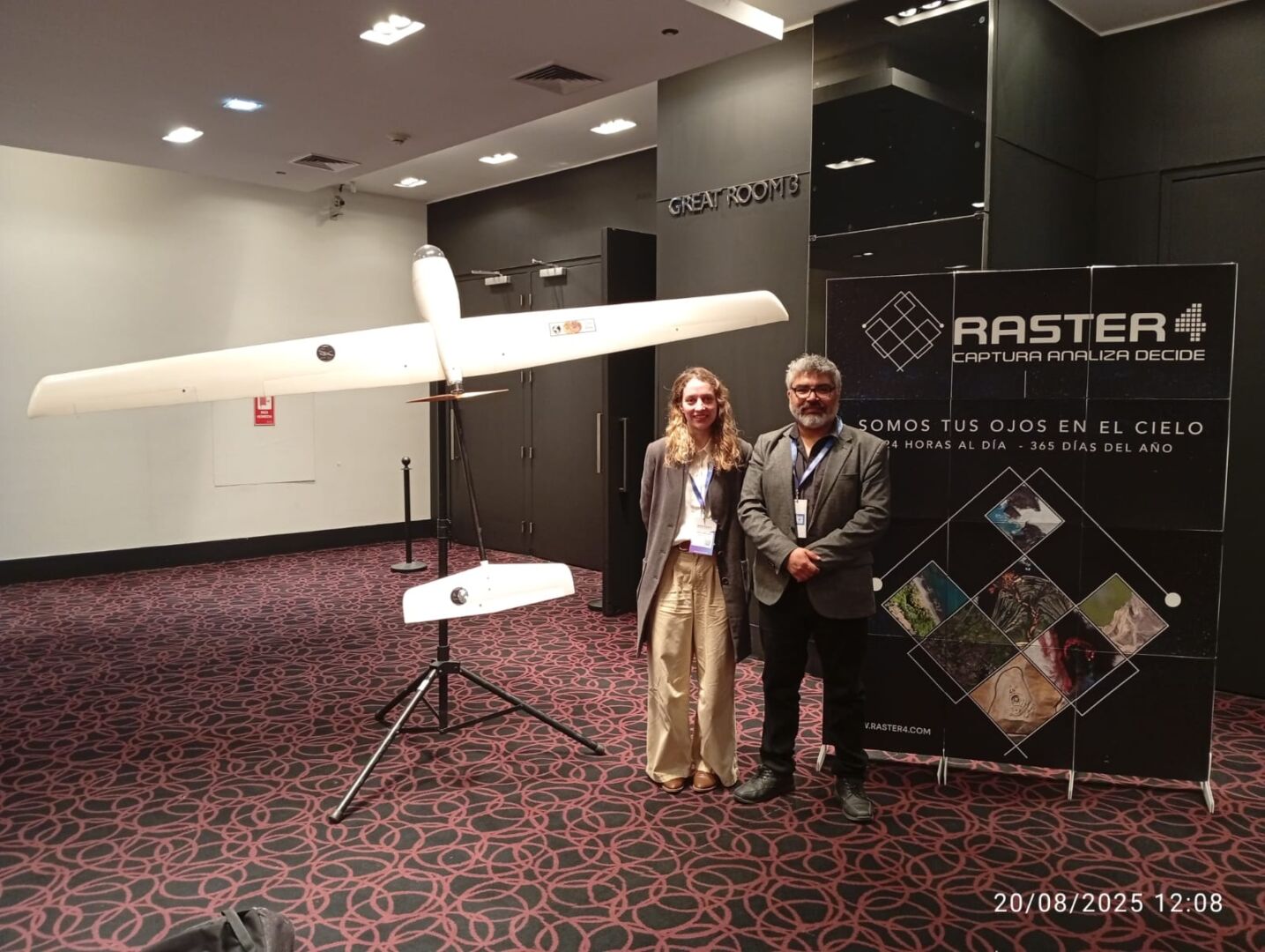 Dario Rojas y M Jesus Bopp en evento RASTER4