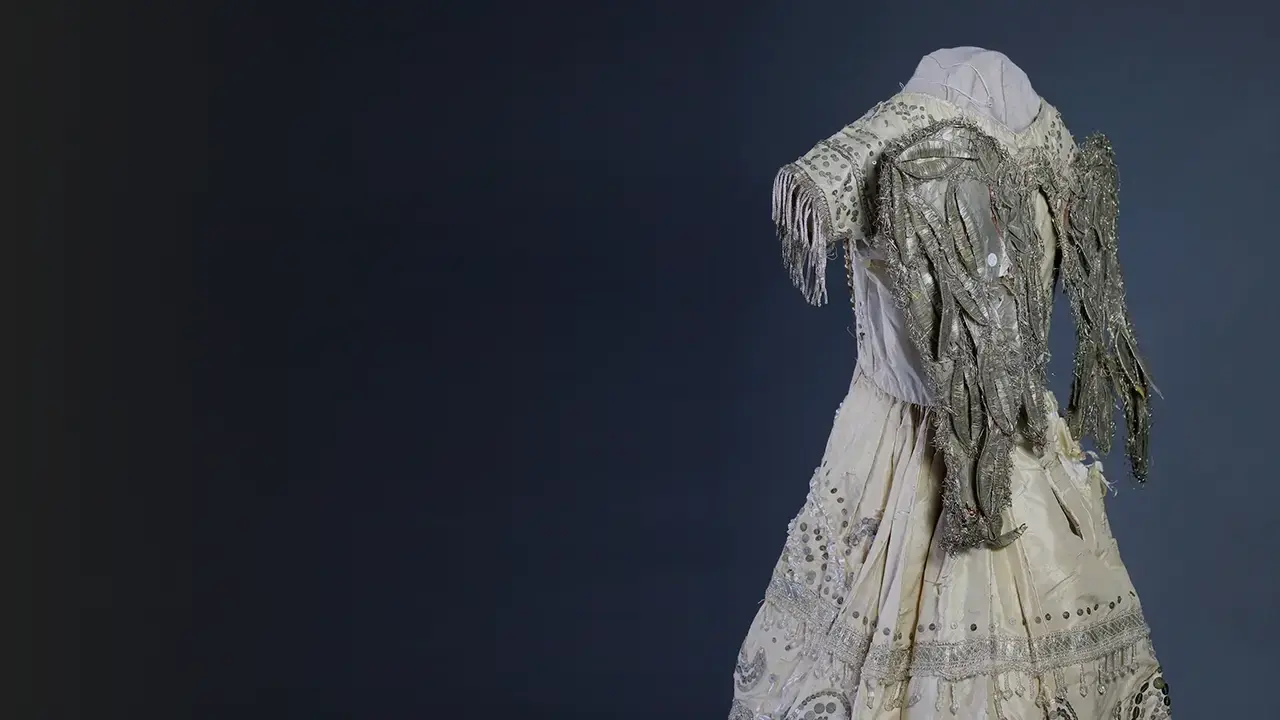 Cabecera de la exposición “Un último arrullo” sobre el velorio del angelito