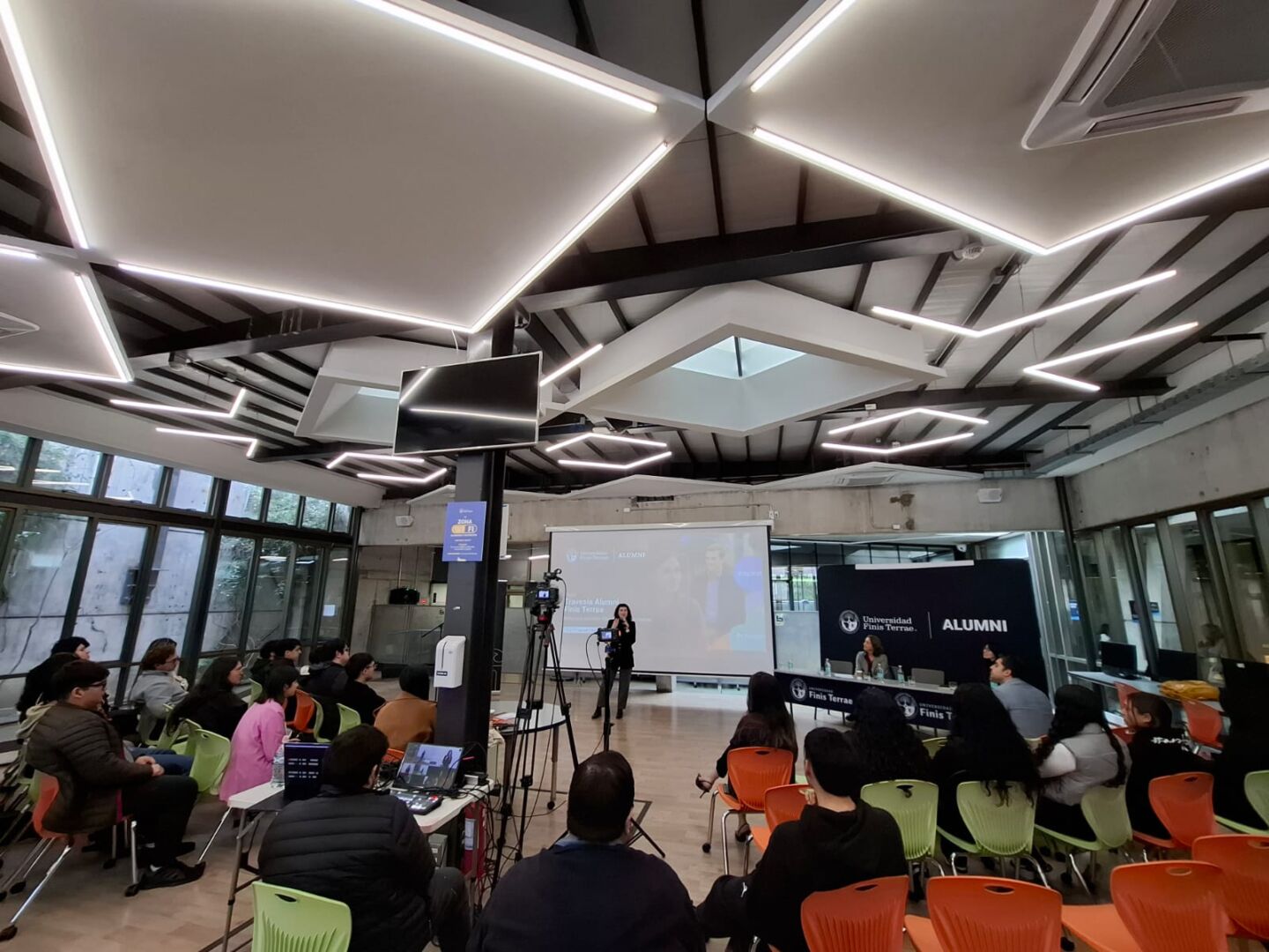 Mayra Sepulveda en la Finis 04