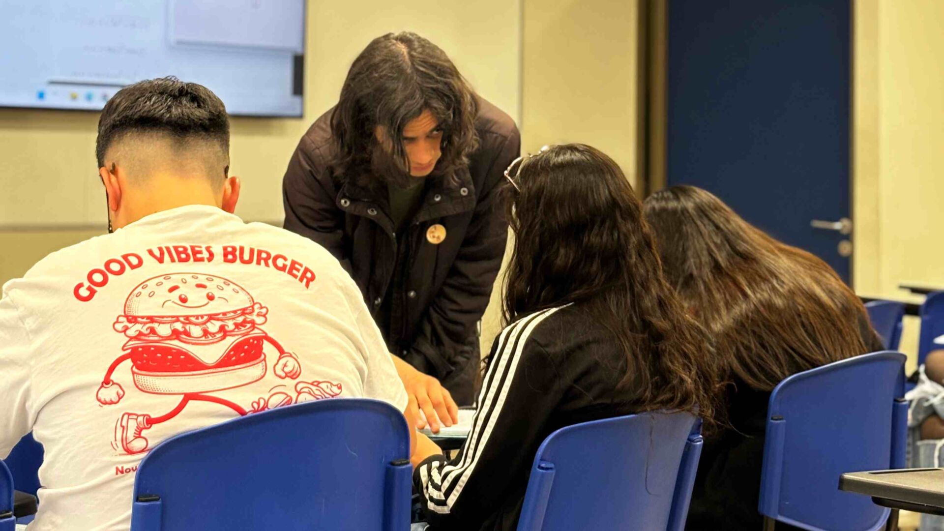 e77b05d7-ec4d-480c-a7ea-5855de2e8929_11zon