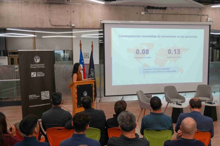 Yvonne Merino conversatorio resiliencia en salud