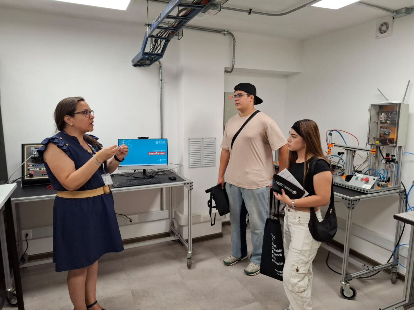 Recorrido Lab Industrial 02