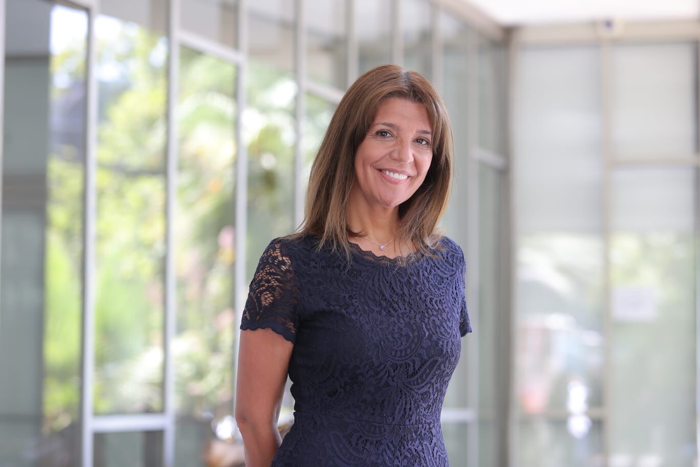 Sandra Sanhueza asume la dirección de la Escuela de Kinesiología