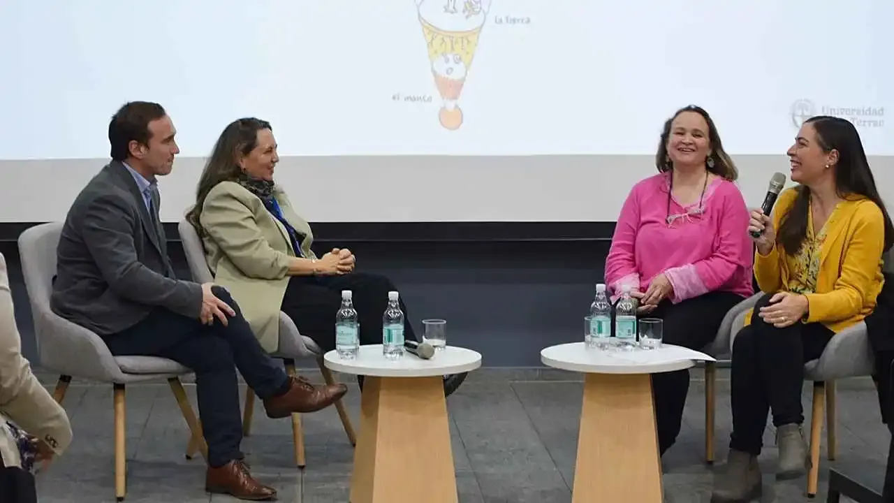 Seminario aborda desafíos de la educación sobre regulación emocional en el aula 