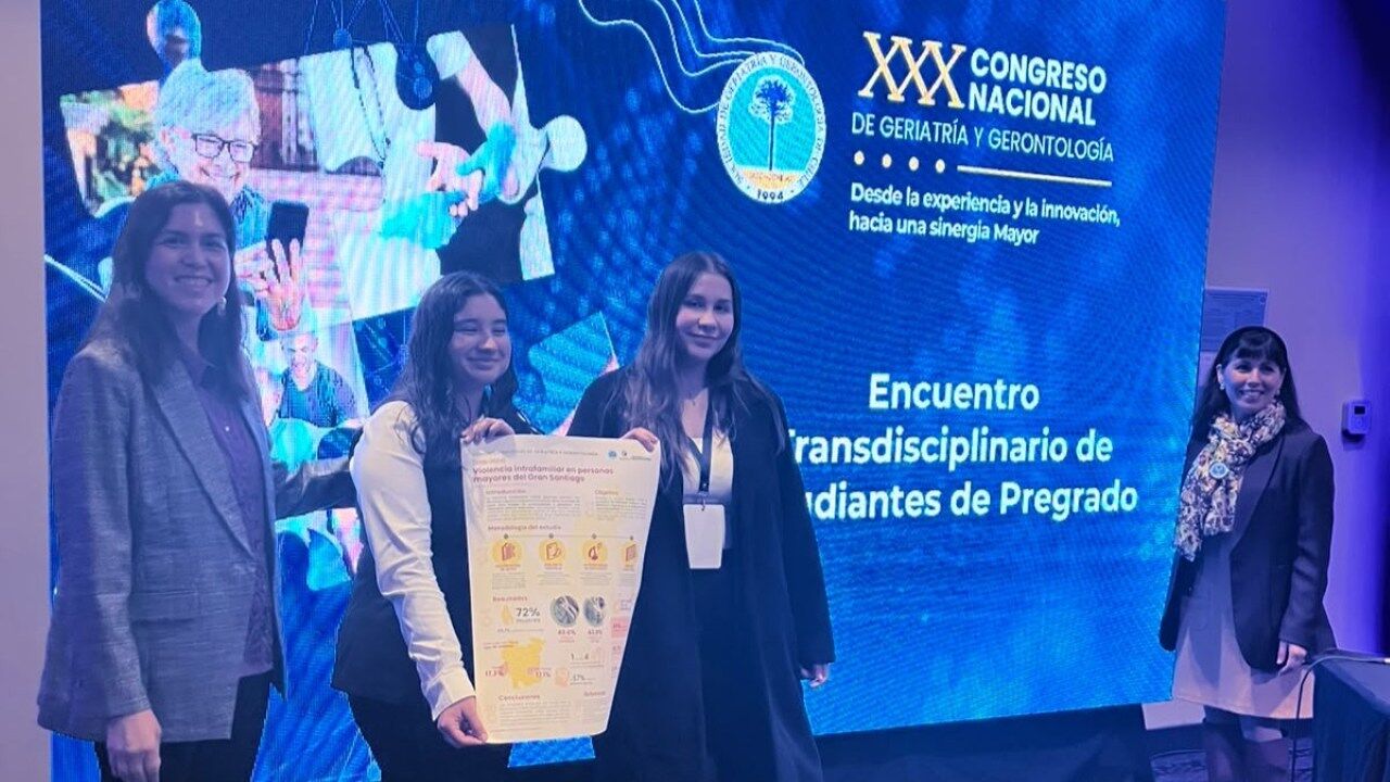 Estudiantes presentaron estudio del Laboratorio de Investigaci&oacute;n Avanzada en Ciencias de Datos en Derecho